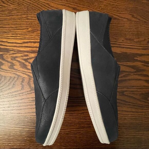 Skechers black memory phone slip-on size 9 - Picture 4 of 7